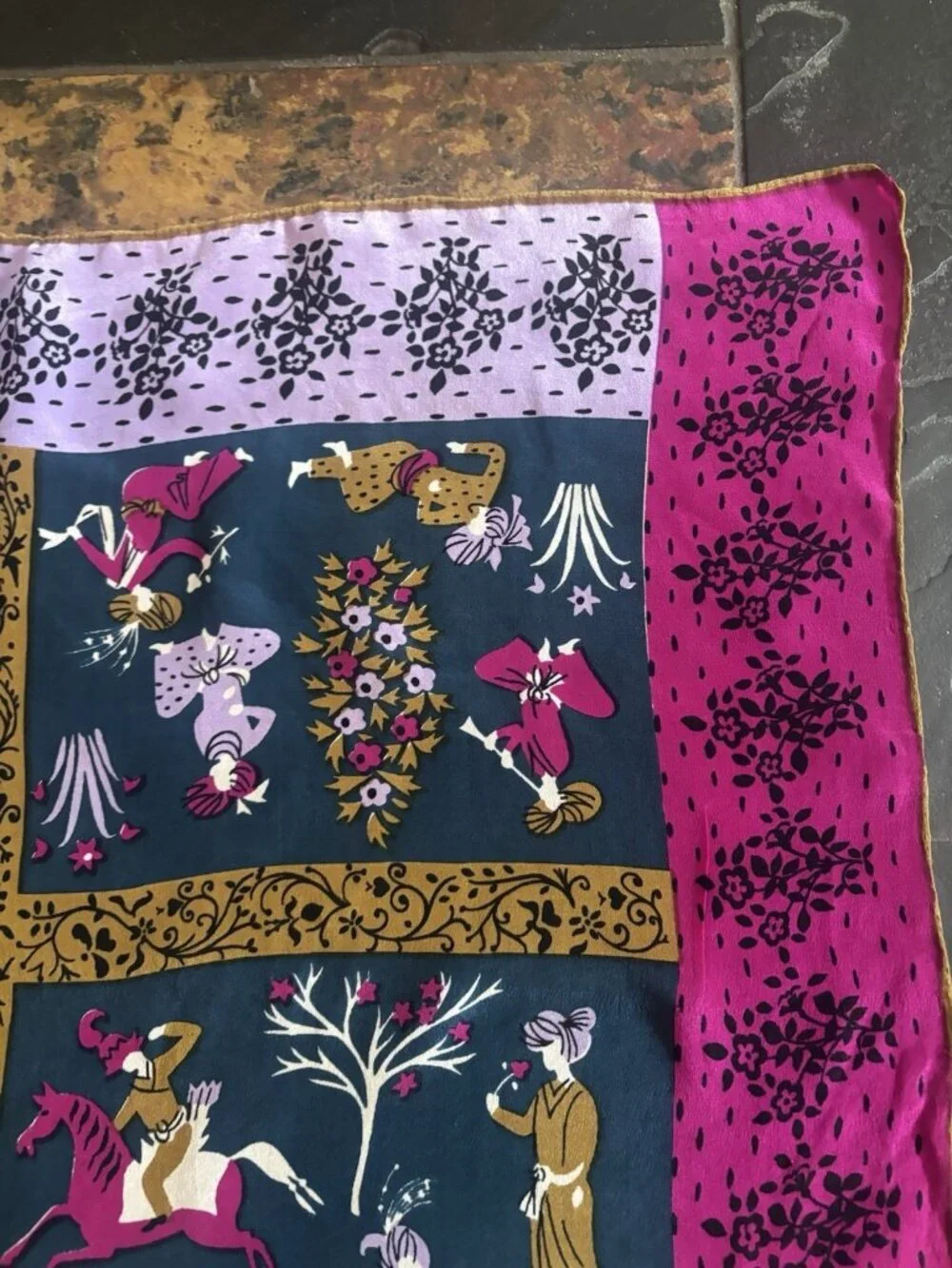 Vintage Tammis Keefe Silk Scarf Persian Horse Collection Equestrian MCM